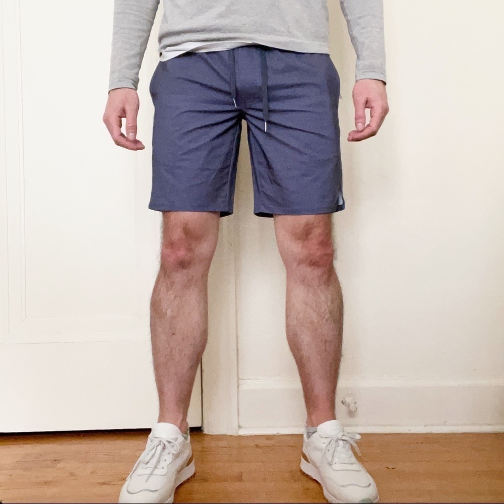 Travis Mathew Men’s 8” Zipline Active Shorts Blue Size Small New